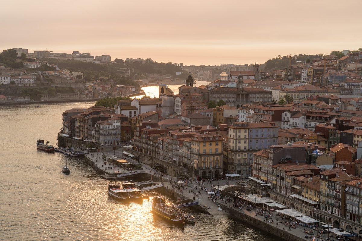 View of Porto waterfront and colorful buildings from above.