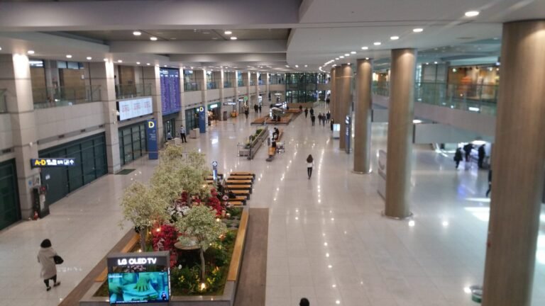 Modern interior architecture of Incheon International Airport Terminal 1.