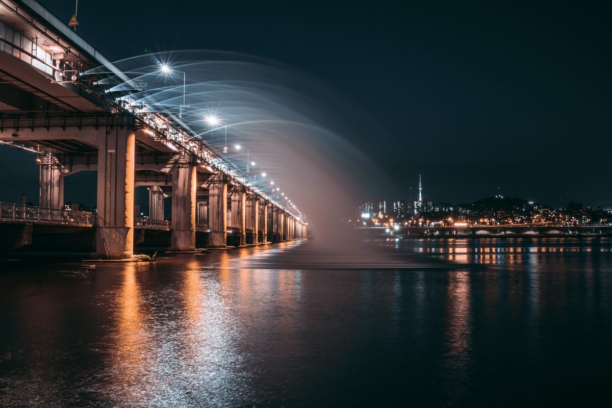 Night view of Banpo Bridge with the Moonlight Rainbow Fountain active.