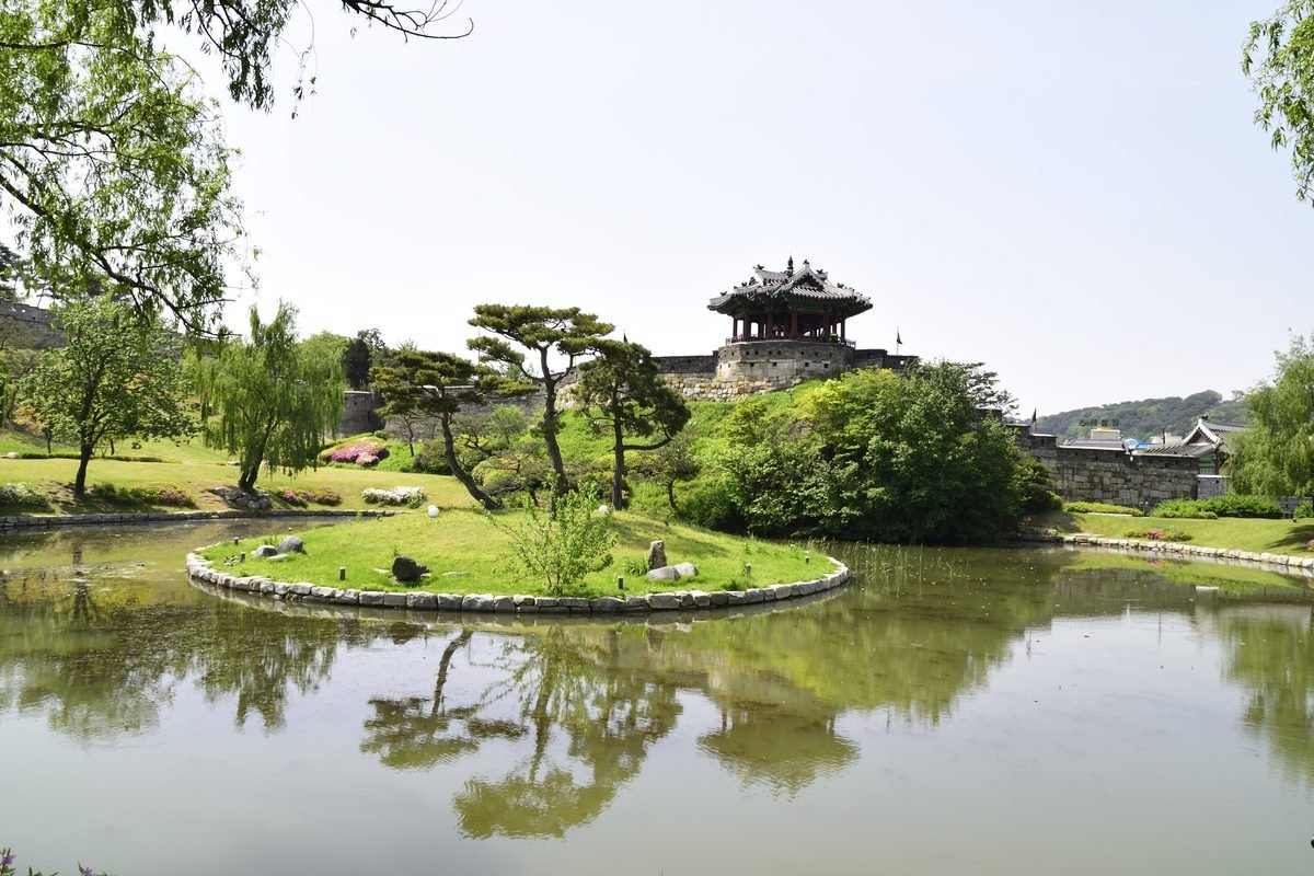 Banghwasuryujeong pavilion above Yongyeon pond at Hwaseong Fortress, Suwon