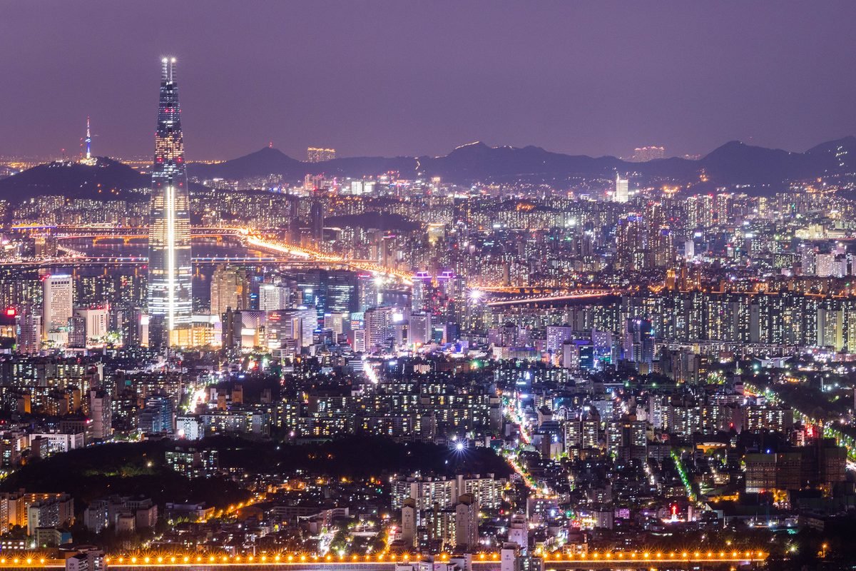 Night skyline of Seoul with Lotte World Tower